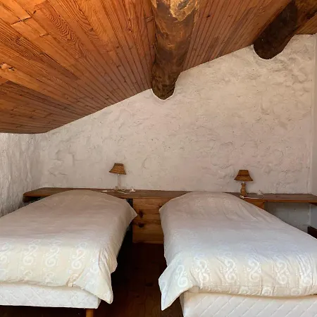 Gite Pommier Au Chateau Des Pauses Orman Evi