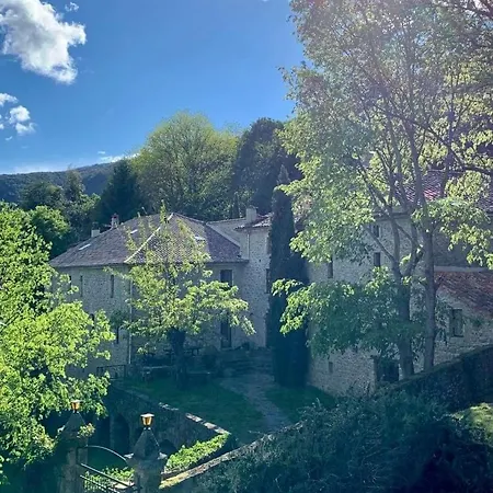Gite Pommier Au Chateau Des Pauses Lodge Saint-Andre-de-Majencoules
